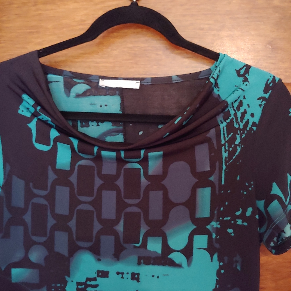 Tunic - Picture 7 of 9